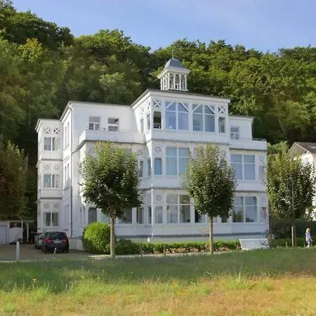 Agnes Mit Meerblick-loggia Und Strandkorb Am