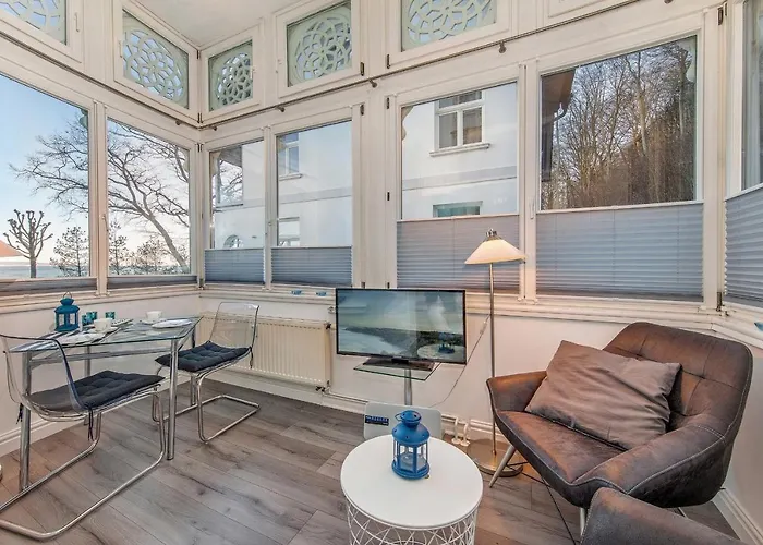 Agnes Mit Meerblick-loggia In Lage Am - Dünengras Binz