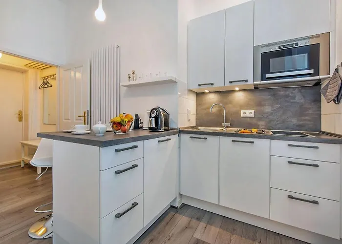 Agnes Mit Meerblick-loggia In Lage Am - Dünengras Binz